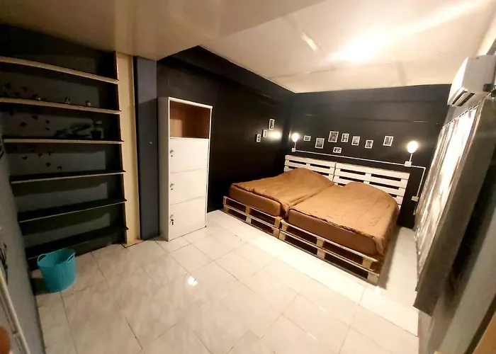 旅馆 Waterside House &hostel