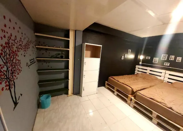 Waterside House &hostel 旅馆 曼谷